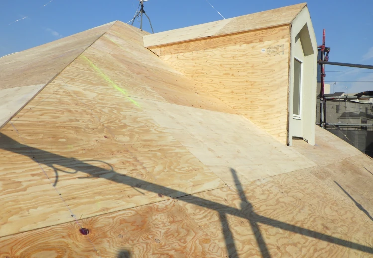 野地板の張り増し